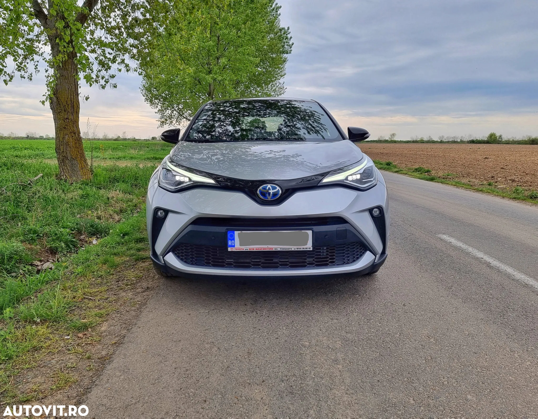 Toyota C-HR 2.0 HSD 184 CP 4x2 CVT C-lassy bi-tone - 8