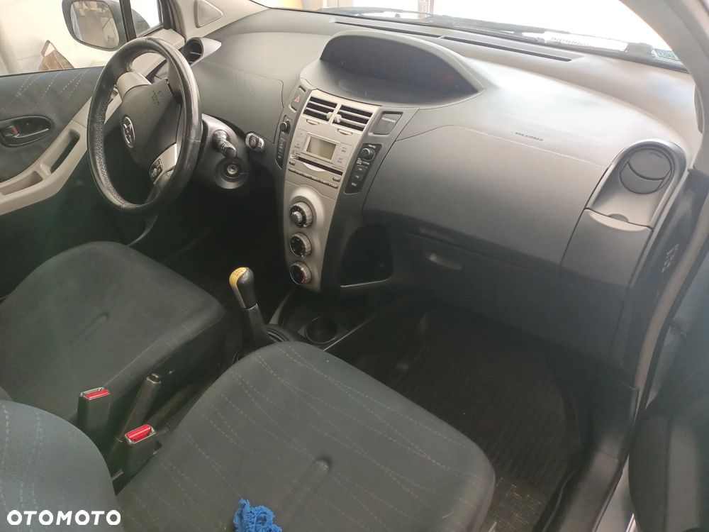 Toyota Yaris 1.4 D-4D Edition - 6
