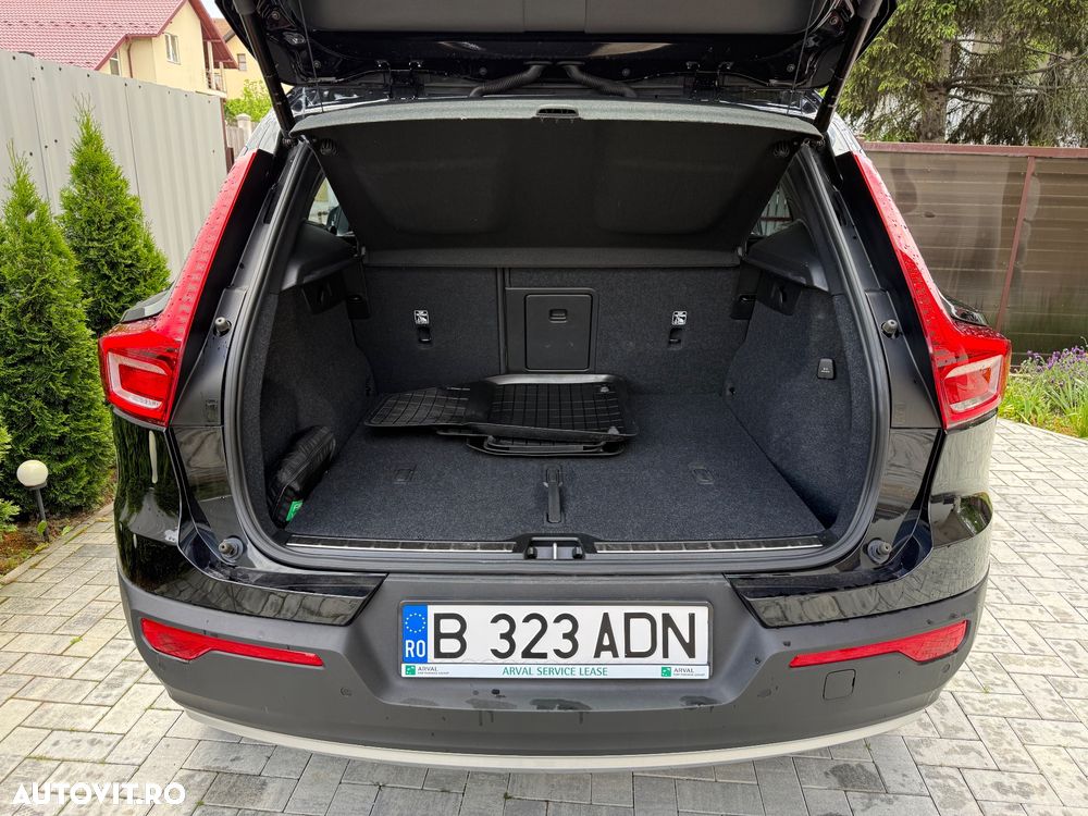 Volvo XC 40 B4 AT8 AWD Mild Hybrid Inscription - 18