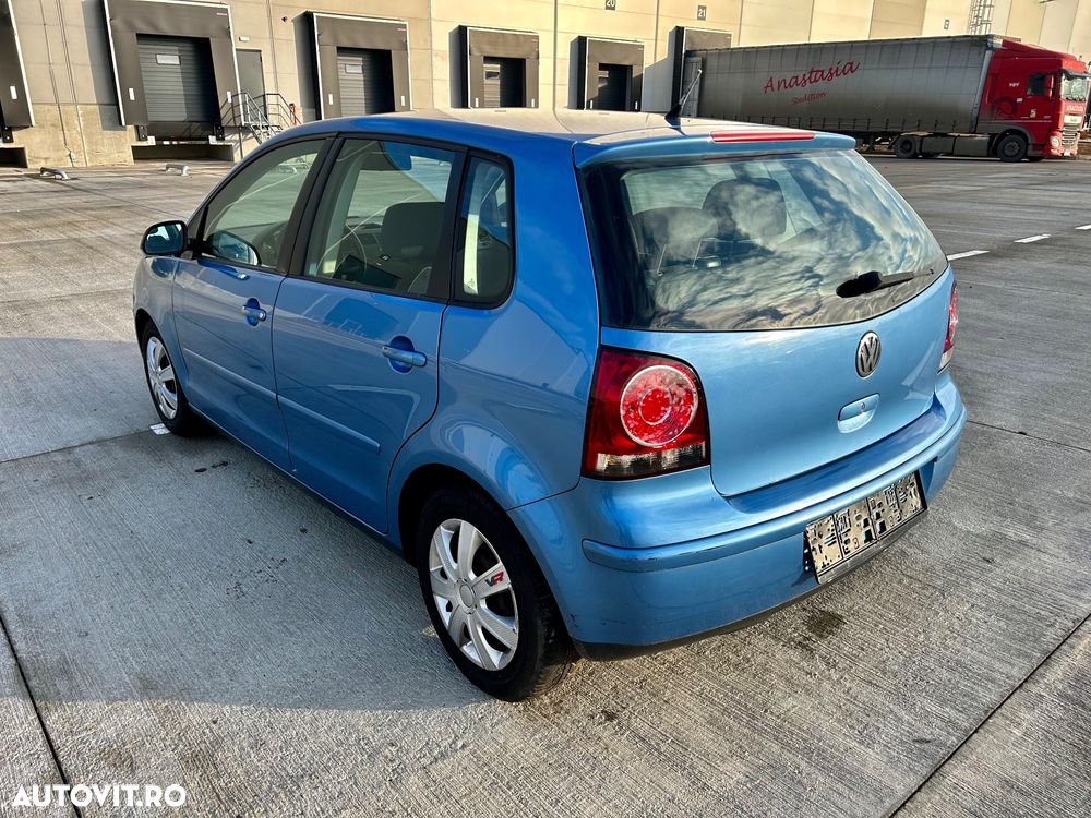Volkswagen Polo 1.2 Attractive - 3