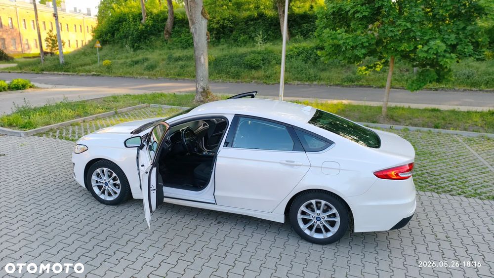 Ford Mondeo - 16