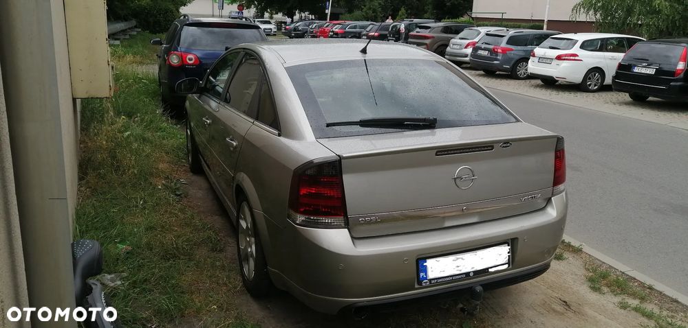 Opel Vectra 1.8 GTS - 2