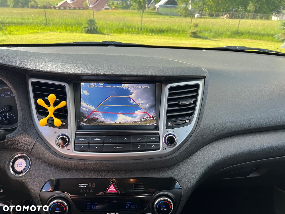 Hyundai Tucson 1.7 CRDI BlueDrive Style 2WD - 9