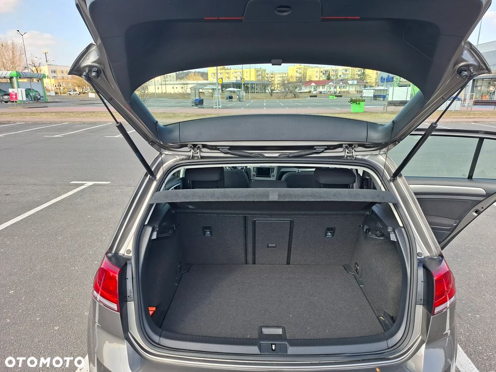 Volkswagen Golf 1.4 TSI BMT Comfortline - 16