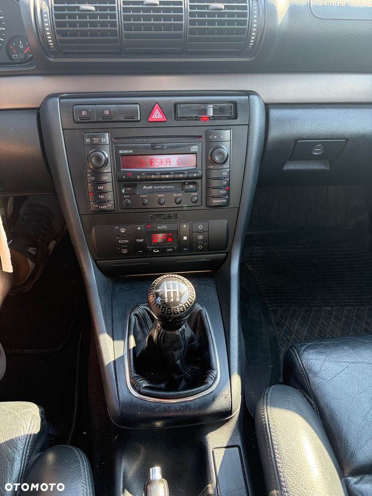 Audi A4 Limousine 1.8T - 11