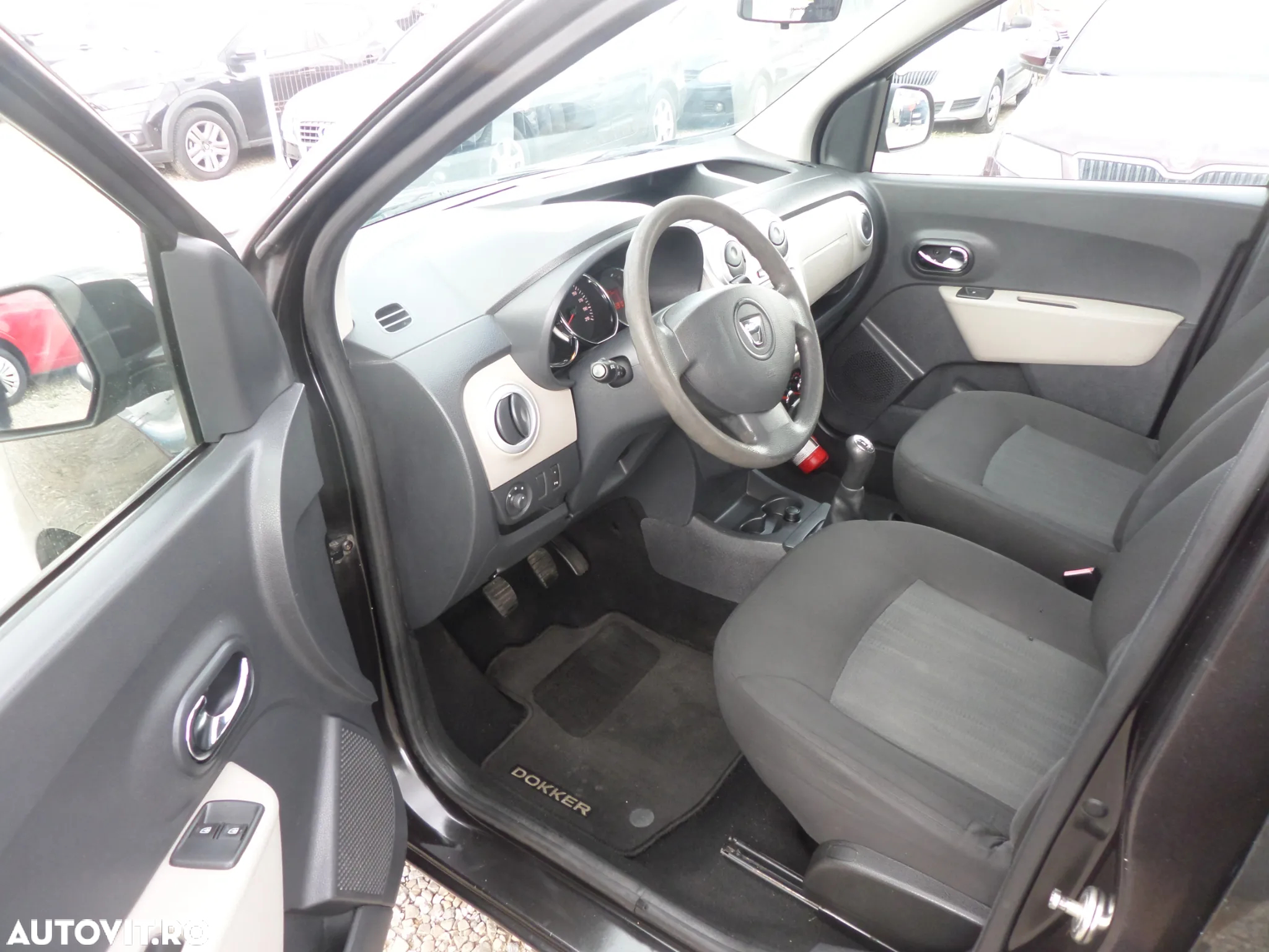 Dacia Dokker 1.5 dCi 90 CP Laureate - 11