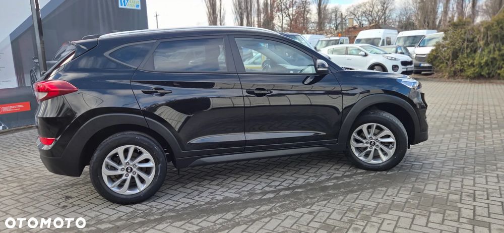 Hyundai Tucson blue 1.6 GDi 2WD Passion - 17