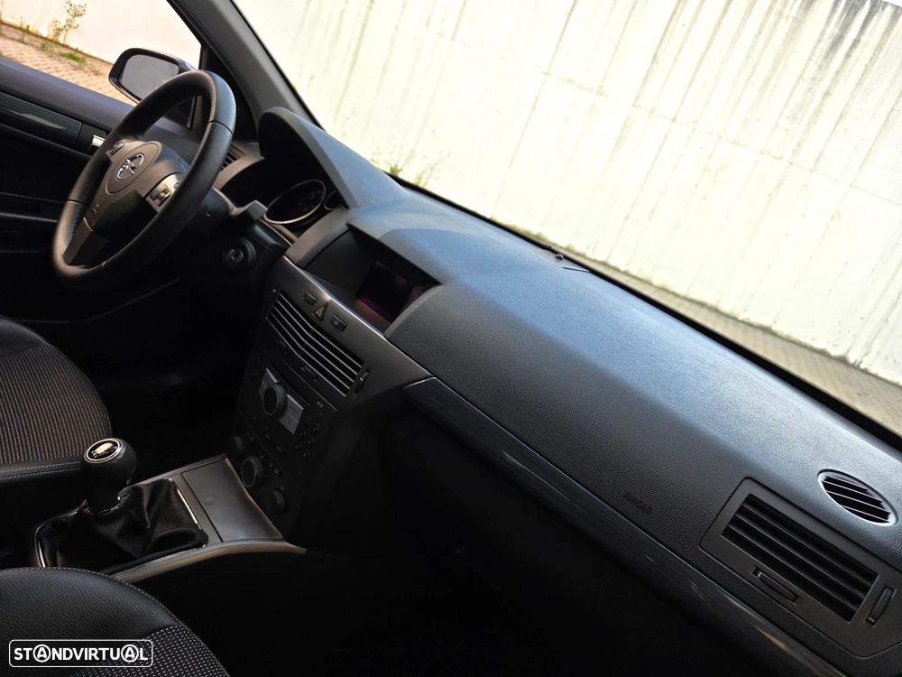 Opel Astra 1.3 CDTI Cosmo - 42
