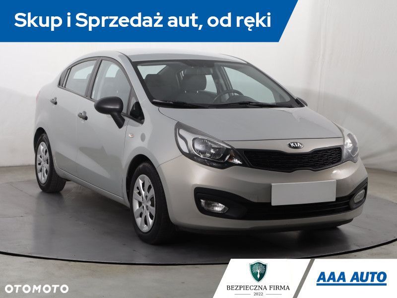 Kia Rio - 3