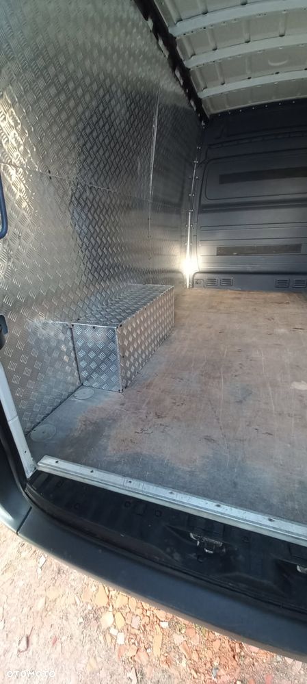 Volkswagen CRAFTER - 7