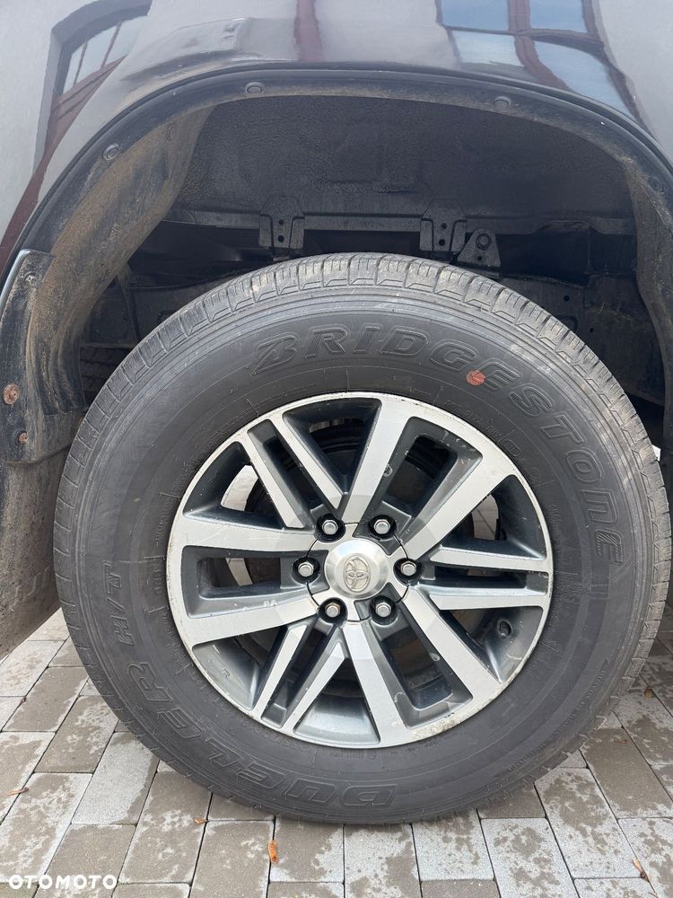 Toyota Hilux 2.4 D-4D Double Cab SR5 4x4 - 20