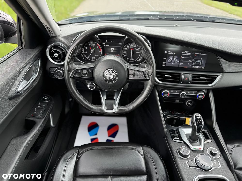 Alfa Romeo Giulia 2.0 Turbo Veloce - 33