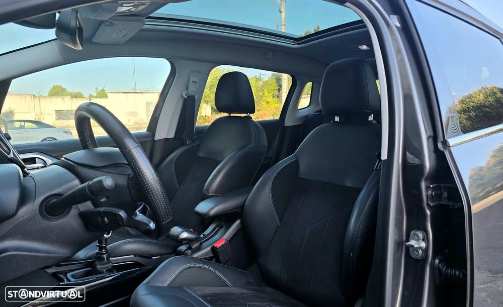 Peugeot 2008 PureTech 130 Stop&Start Crossway - 2