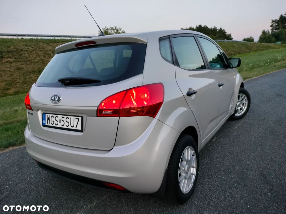 Kia Venga 1.4 CVVT Vision - 15