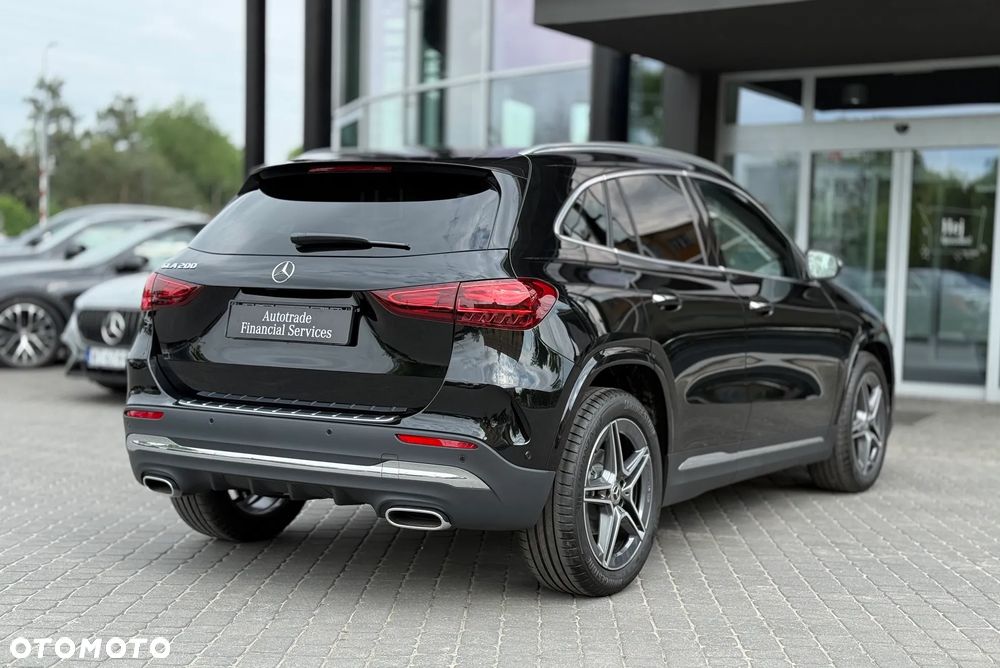 Mercedes-Benz GLA 200 AMG Line - 7