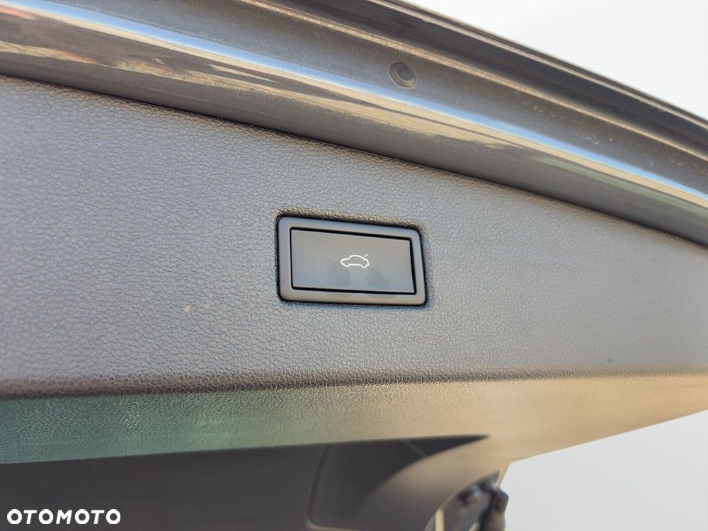 Volkswagen Tiguan - 30