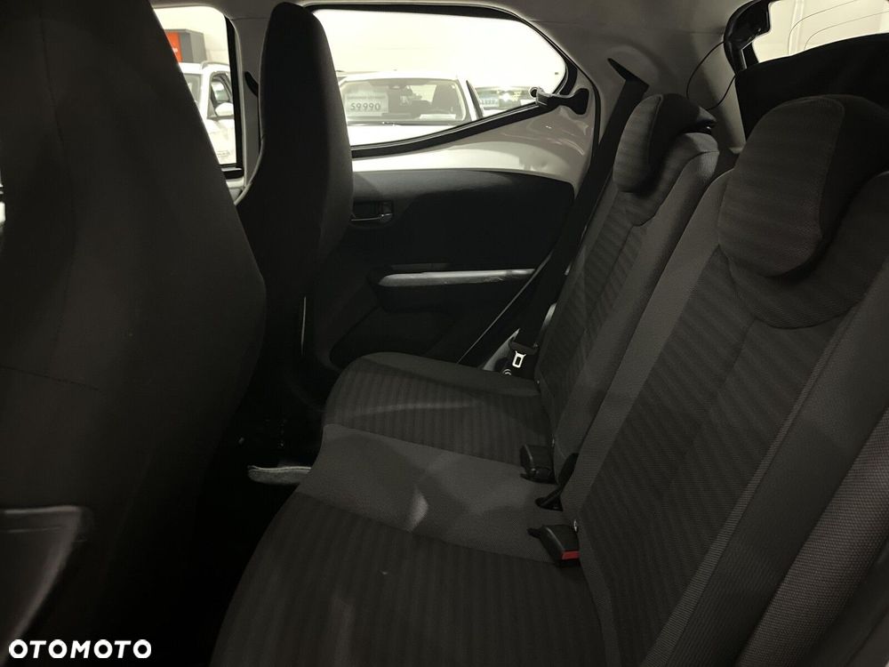 Toyota Aygo 1.0 VVT-i Color Edition - 13