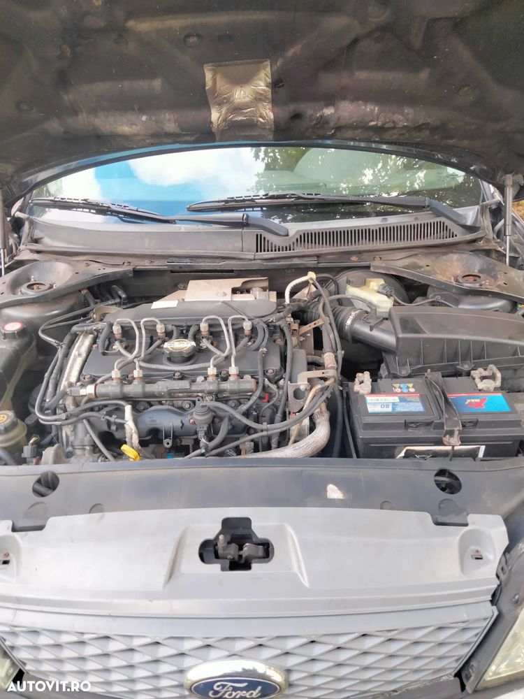 Ford Mondeo 2.0TDCi Ambiente - 9