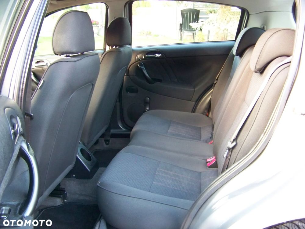 Alfa Romeo 147 - 17
