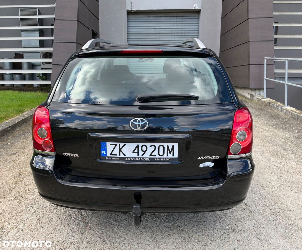 Toyota Avensis 1.8 VVT-i Sol - 7