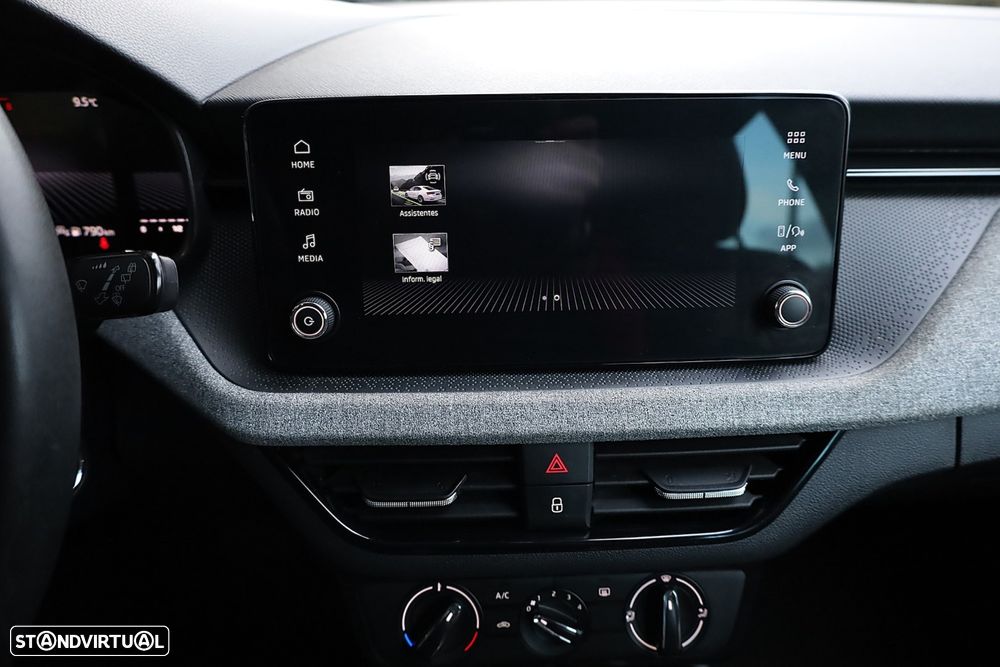 Skoda Kamiq 1.0 TSI DSG - 24