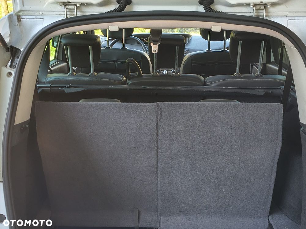 Renault Scenic - 10