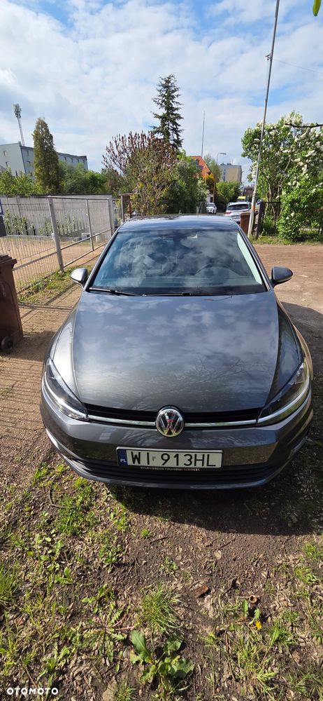 Volkswagen Golf - 1