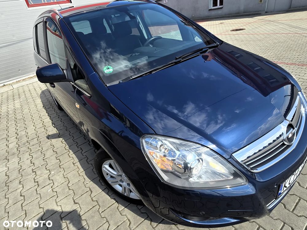 Opel Zafira 1.8 Innovation 110 Jahre - 12