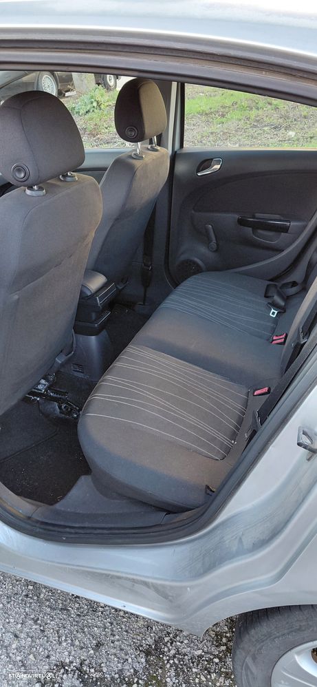 Opel Corsa 1.2 Cosmo - 12