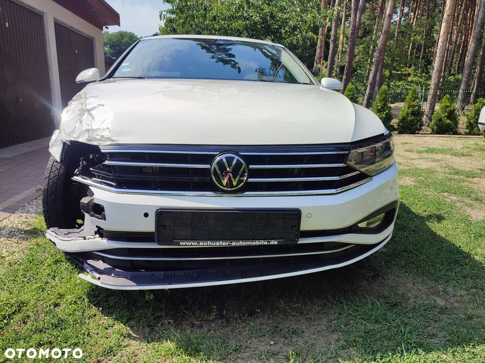 Volkswagen Passat Variant 2.0 TDI SCR DSG Business - 2
