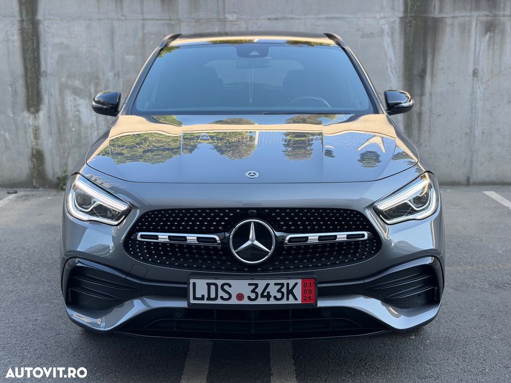 Mercedes-Benz GLA - 9