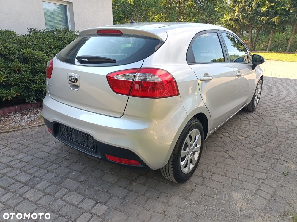 Kia Rio 1.2 Spirit - 8