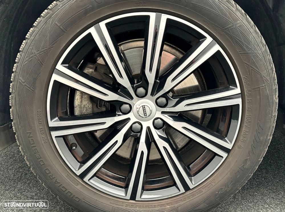 Volvo XC 60 T6 AWD Recharge Geartronic Inscription Expression - 40