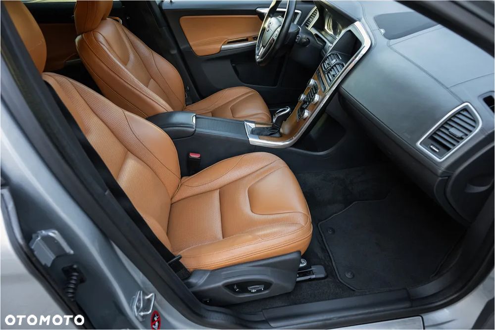 Volvo XC 60 D4 Geartronic Inscription - 6