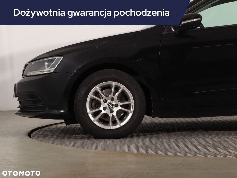Volkswagen Jetta - 17