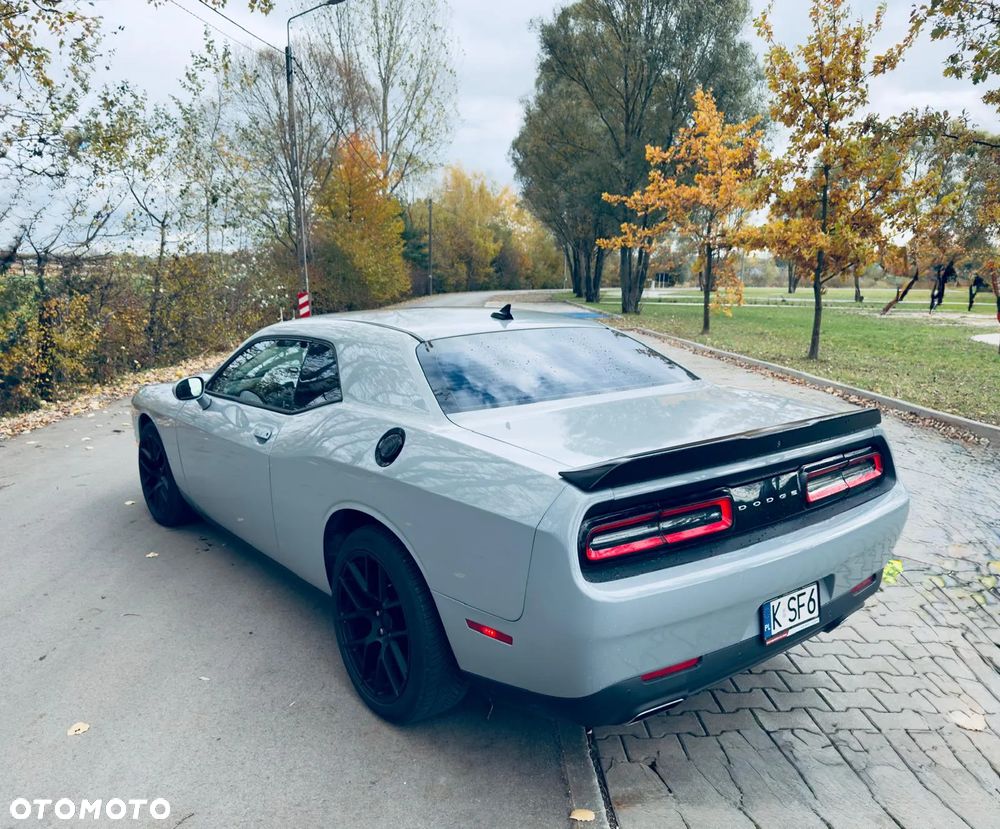 Dodge Challenger 3.6 SXT Plus - 5
