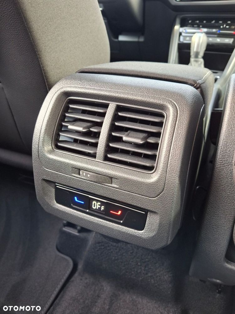 Volkswagen Touran 1.5 TSI EVO Highline DSG - 31