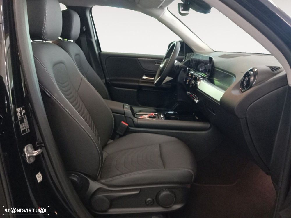 Mercedes-Benz GLB 180 d - 15
