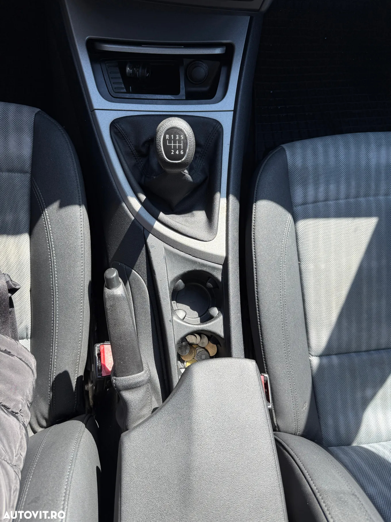 BMW Seria 1 118d - 32