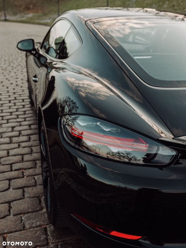 Porsche 718 Cayman GPF PDK - 11