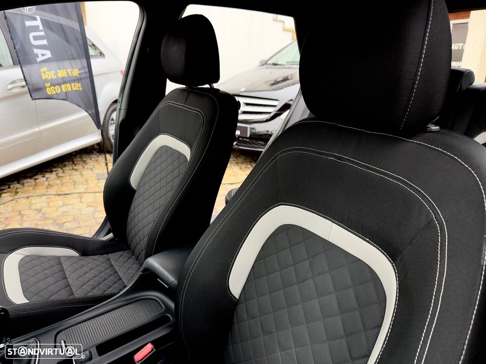 Kia Ceed SW 1.6 CRDi GT Line - 38