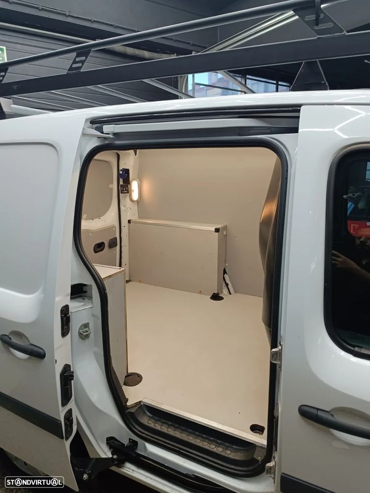 Renault kangoo  ZE - 7