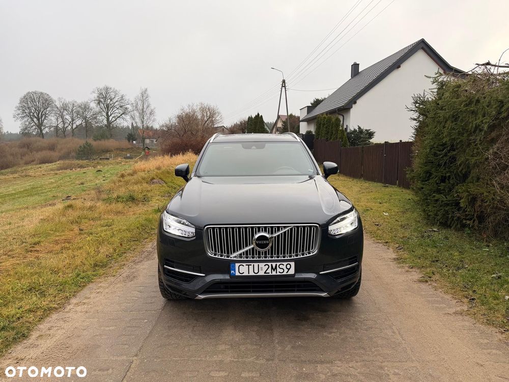 Volvo XC 90 - 3
