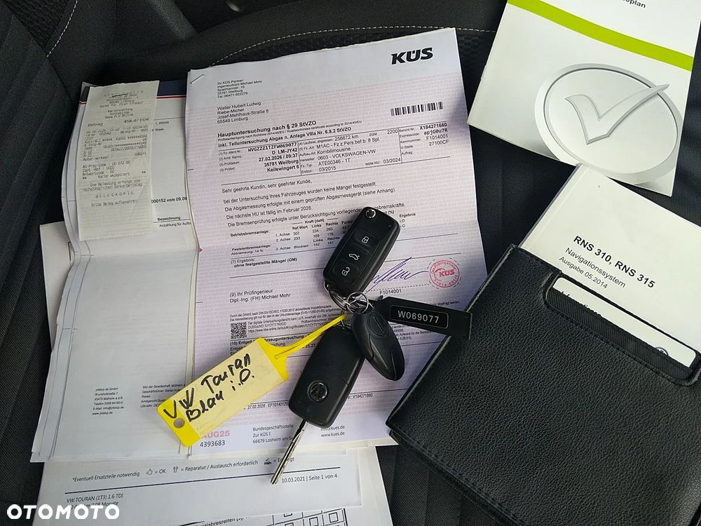 Volkswagen Touran 1.6 TDI DPF DSG Cup - 29