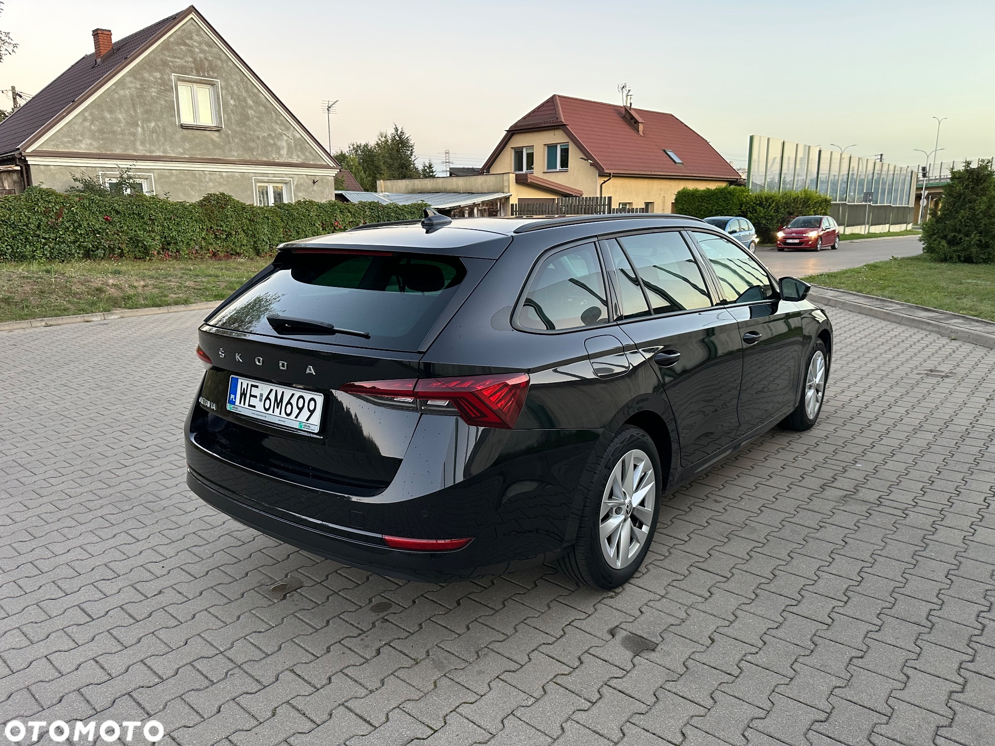 Skoda Octavia 2.0 TDI Ambition DSG - 5