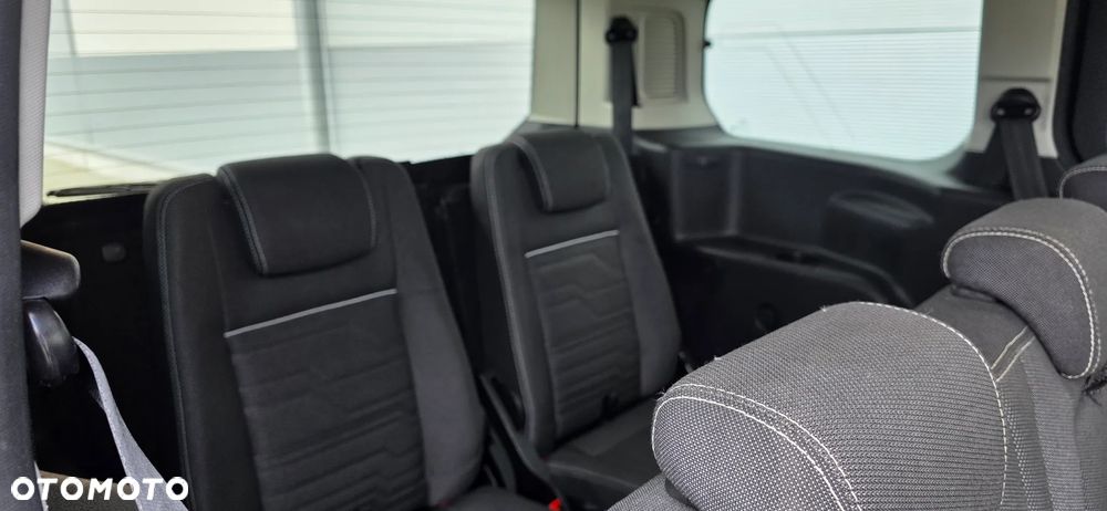 Ford Tourneo Connect Grand 1.6 TDCi Titanium - 9