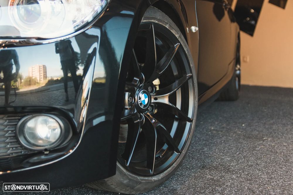 BMW 320 d Coupe Edição M - 11