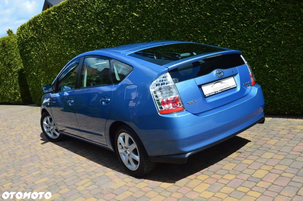 Toyota Prius - 2