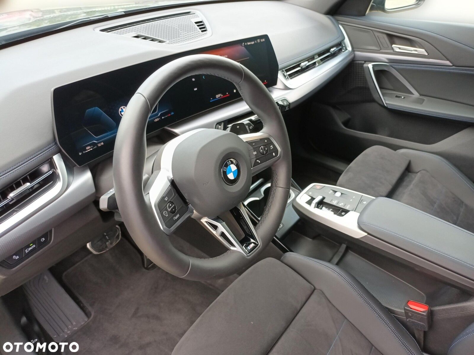 BMW X1 - 10