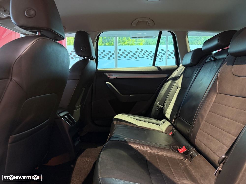Skoda Octavia Break 1.6 TDi Elegance Pack - 16